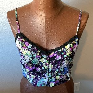 Lily White Crop tank top❄️